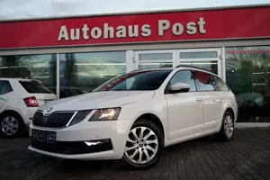 Skoda Octavia Combi Ambition AHK Tempomat CarPlay NAVI