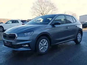 Skoda Fabia 1.0l TSI"Drive Plus"5JahreGarantie+LED+App