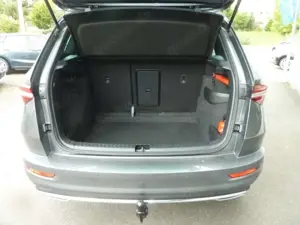 Skoda Karoq KAROQ SPORTLINE 1.5 TSI DSG MATRIX-LED AHZV NAVI Bild 4