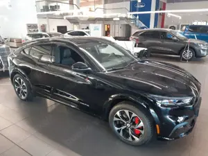 Ford Mustang Mach-E AWD *Technologie-Paket* Bild 2