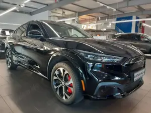 Ford Mustang Mach-E AWD *Technologie-Paket*
