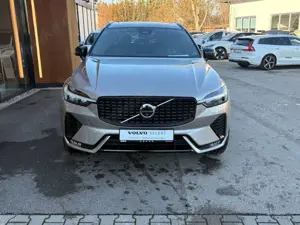 Volvo XC60 Ultimate Dark 2WD HUD AD Leder Digitales Cockpit M Bild 2
