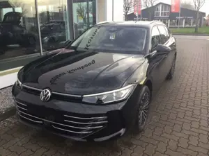 Volkswagen Passat Variant 2.0 TDI DSG SCR Elegance AHK Navi Bild 2