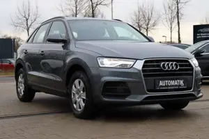 Audi Q3 2.0 TDI *S-Tronic*Bi-Xenon*AHK*PDC*SHZ*Temp*Navi*
