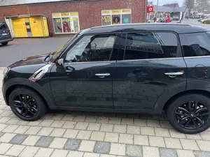 MINI Cooper D Countryman Cooper D All4 Bild 3