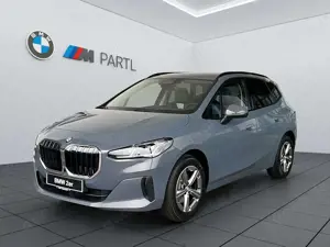 BMW 218 i ActiveTourer NAVI LED ACC 360° HUD AHK Keyless