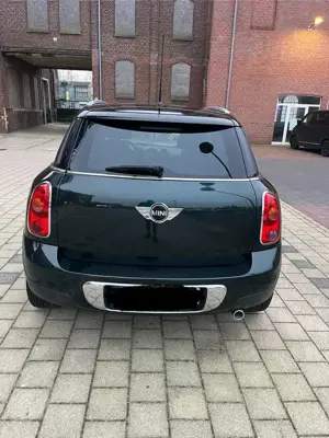 MINI Cooper D Countryman Cooper D All4 Bild 2
