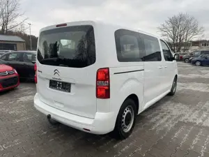 Citroen Jumpy Kombi M 1,5  - 88 kW Blue-HDI / 9 Sitzer Bild 3