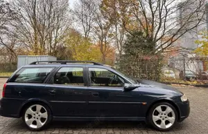 Opel Vectra 1.8 16V Sport/Gewährleistung+Service+TÜV!