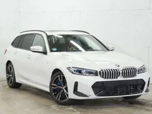 BMW 330 e Touring M Sport | Panorama | 360° | AHK