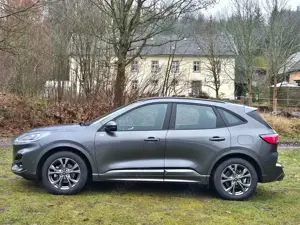 Ford Kuga ST-Line *HEADUP*AHK*KAMERA*LED*LKRHZG*SPORTSITZE*