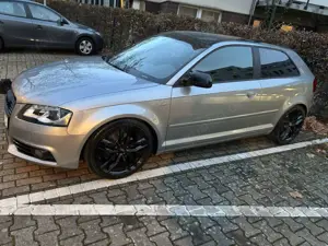 Audi A3 S line Sportpaket (plus) - TÜV/HU  Inspektion Ne Bild 5