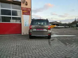 Skoda Yeti Active**82Tkm**S+W Räder** Bild 5