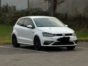 Volkswagen Polo GTI Polo 1.8 TSI (Blue Motion Technology) DSGGTI Bild 1