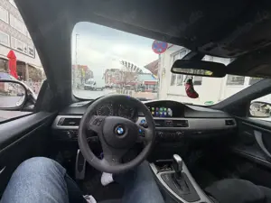 BMW 320 320d Coupe Aut. M Sport Edition Bild 4