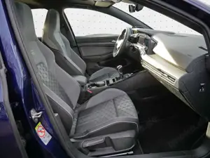 Volkswagen Golf 1.5 TSI R-Line RFK*AHK*Digital*Pano*HK Bild 4