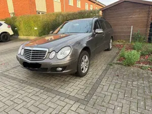 Mercedes-Benz E 200 T Kompressor Automatik Classic