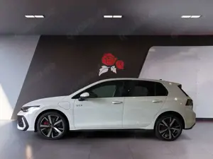 Volkswagen Golf GTE 272 PS DSG NAVI AHK RFK AREA Bild 3