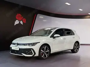Volkswagen Golf GTE 272 PS DSG NAVI AHK RFK AREA Bild 2