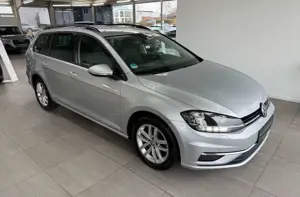 Volkswagen Golf VII*Variant*Comf*Navi*Sitzh*ACC*LED*PDC*ALU