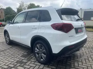 Suzuki Vitara 1,4 Comfort + Allrad + A-H-K (WH) Bild 3