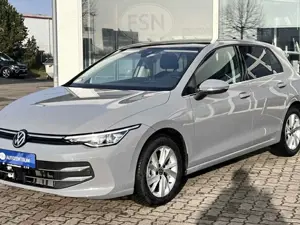 Volkswagen Golf VIII 1.5 eTSI Style AHK+PANO+MASSAGE+HeadUp Bild 2