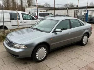 Audi A4 * V6 Automatik * TÜV NEU Bild 3