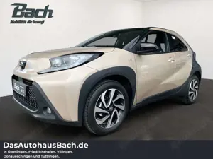 Toyota Aygo X 1.0 l Teamplayer 5 M/T ACC+SHZ+Kam.+LM