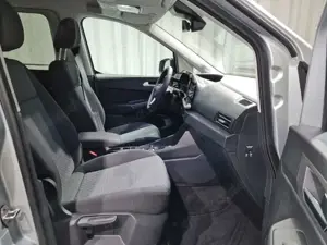 Ford Tourneo Connect L2-Titanium "AMF Rollstuhl-Umb." Bild 5