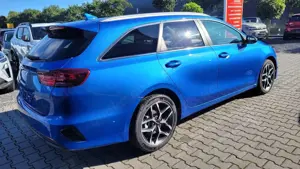 Kia Ceed SW / cee'd SW Kia Ceed SW AT Top*VollLED*Navi*Shzg*Cam*AHK Bild 4