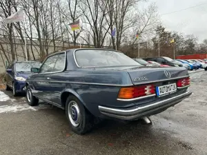 Mercedes-Benz 230 230 C OLDTIMER Bild 5