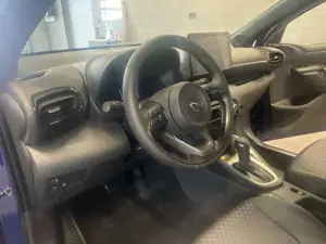 Mazda 2 Hybrid 5HB 1.5L VVT-i 116 PS e-CVT FWD HOMURA Bild 3