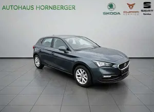 SEAT Leon e-Hybrid 1.5 eTSI 150PS DSG Kamera PDC ACC LED MildHybrid - image 4