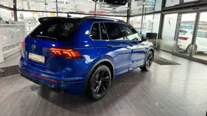 Volkswagen Tiguan 2.0 TDI DSG*R-Line*Matrix*BlackStyl*Kamer Bild 4