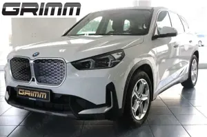 BMW iX1 xDrive30   Head-Up DAB LED RFK Komfortzg.