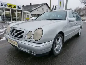 Mercedes-Benz E 200 T Avantgarde [DAB/KAMERA/AHK/TÜV]