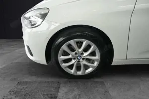 BMW 218 Advantage+NAVI+PDC+AUTOMATIK+KLIMA+KEYLESS GO Bild 4