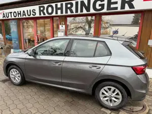 Skoda Fabia Sonderm.130Jahre 1.0-Klima-Sitzheizung-Alu-Kamera Bild 4