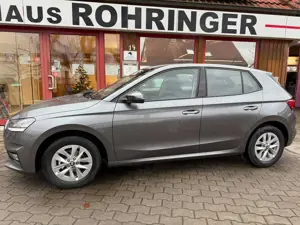 Skoda Fabia Sonderm.130Jahre 1.0-Klima-Sitzheizung-Alu-Kamera Bild 3