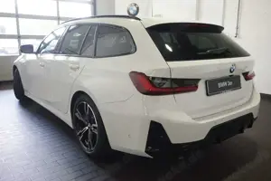 BMW 320 d M-Sport NAVI adapLED AHK HUD ACC RFK Bild 3