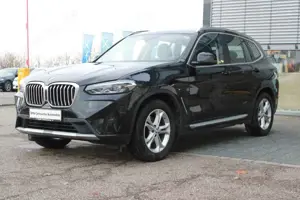 BMW X3 xDrive20d Navi LED Sportsitze AHK DAB Kamera