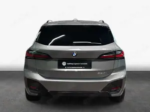 BMW 220 220i Active Tourer Aut. 115 kW, 5-türig Bild 5