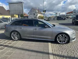 Audi A6 Avant 3.0 TDI quattro VOLL PANO LEDER S-LINE Bild 5