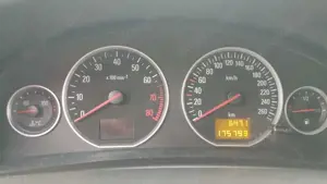 Opel Vectra Vectra C Lim. Elegance Klima/AHK abnehmbar Bild 5