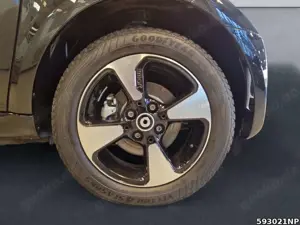 smart forTwo EQ 22kW Board-Lader Cool  Audio Tempomat Bild 5