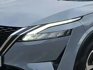 Nissan Qashqai 1.3 DIG-T N-Connecta/NAVI/LED/Apple/AHK Bild 5