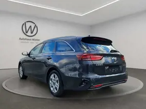 Kia Ceed SW / cee'd SW 1,0 Vision Komfort Klimaaut Navi SHZ Kamera PDC Bild 3