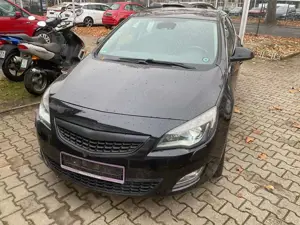 Opel Astra J Lim. 5-trg. Innovation