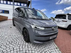 Volkswagen T7 Multivan 2,0 TDI DSG Edition Lang Gute Nacht