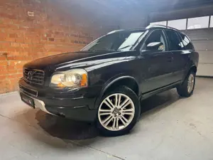 Volvo XC90 D5 Momentum Geartronic +7SITZER+NAVI+LEDER+
